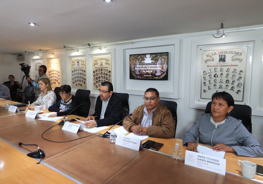 Aprueba Comisión del Congreso reformas al Código Penal sobre el aborto