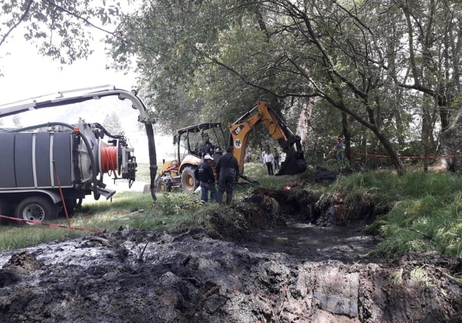 CEASPUE mantenimiento a biodigestores Aquixtla