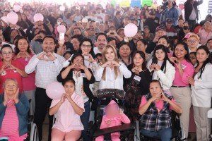 Entrega SEDIF más de 2 mil apoyos en la Sierra Negra