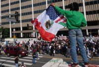 Migra vs paisanos