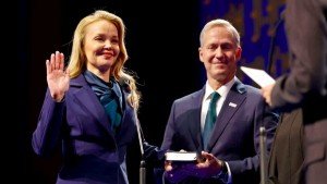 Helena Moreno asume alcald&iacute;a de Nueva Orleans y marca un hito latino