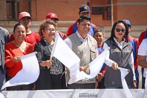 Inicia Omar Mu&ntilde;oz construcci&oacute;n de una cancha m&aacute;s en Cuautlancingo