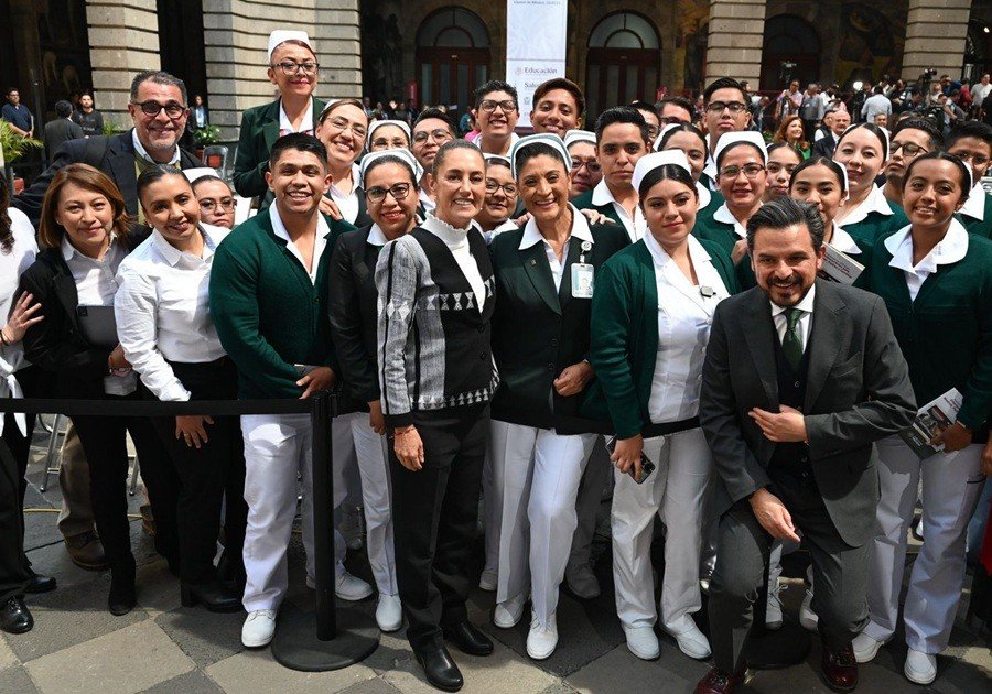 Claudia Sheinbaum da banderazo a la Estrategia Nacional Vive Saludable, Vive Feliz