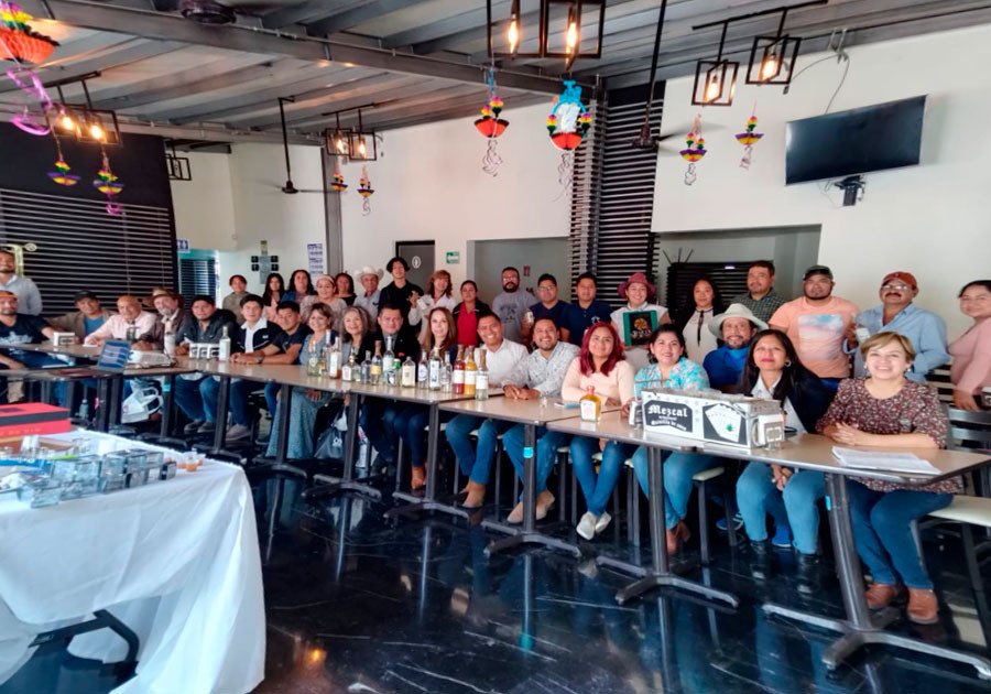 Turismo capacita a más de 2 mil prestadores de servicios