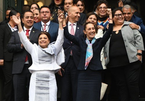 Presidenta Claudia Sheinbaum asiste a la toma de protesta de Clara Brugada