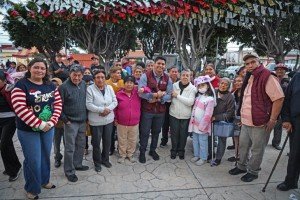 Omar Muñoz inicia el programa “Un Apapacho al Corazón 2025”