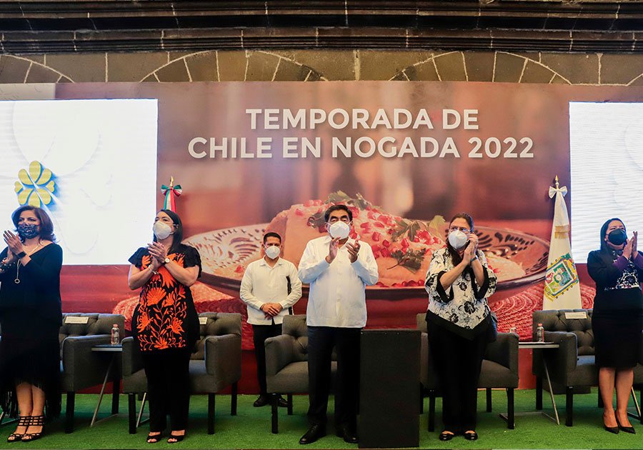 Con temporada de Chiles en Nogada, gobierno estatal preserva tradiciones: Barbosa Huerta