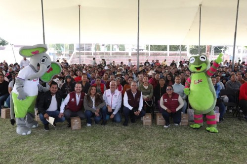 Pepe Chedraui entrega m&aacute;s de 4 mil despensas a familias de San Baltazar Tetela
