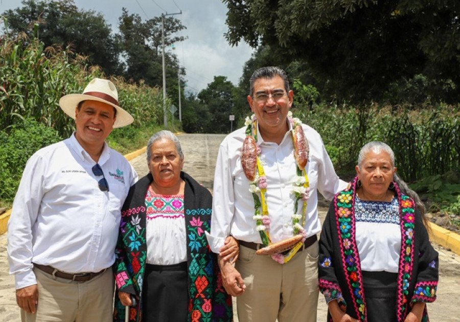 Sergio Salomón preside el inicio de la rehabilitación de las calles Cristóbal Colón y Vicente Guerrero
