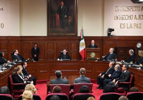 Valida Corte pregunta para Revocaci&oacute;n de Mandato