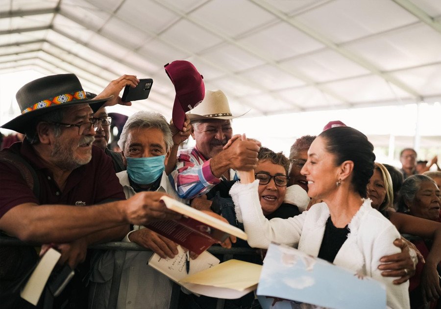 Claudia Sheinbaum anuncia programa de atención médica a domicilio para adultos mayores 