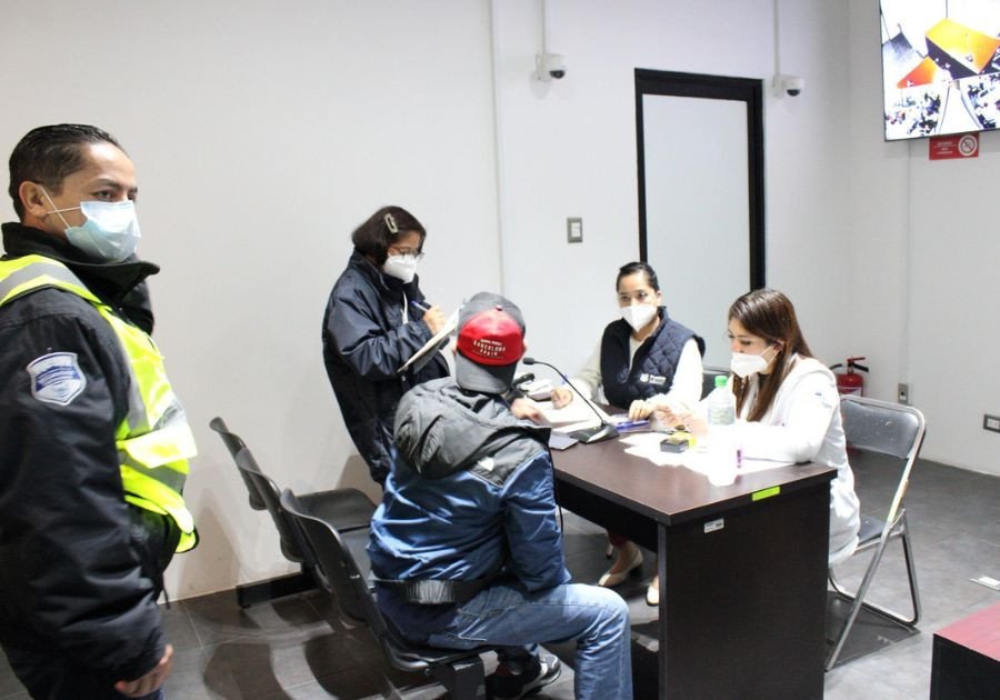 Sindicatura realiza audiencias por faltas administrativas en Puebla