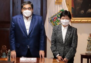 Se reúne el gobernador Barbosa Huerta con la rectora de la BUAP