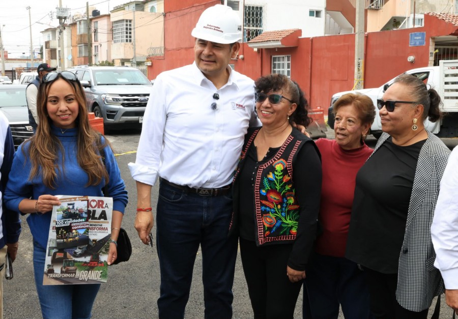 Gobierno del Estado transforma vialidades con apoyo de Pemex y trenes de pavimento
