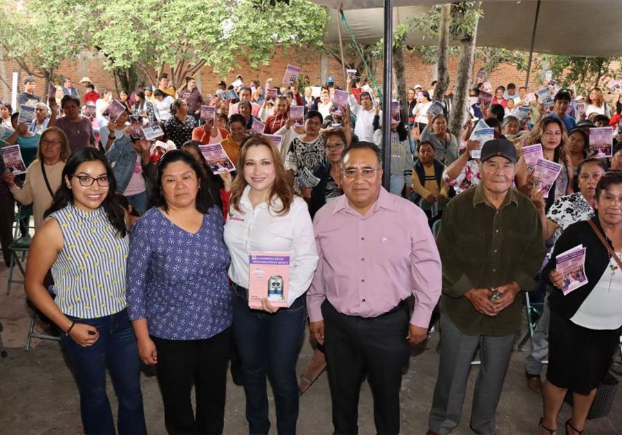 Se amplía el número de guardianas de la salud en Coronango