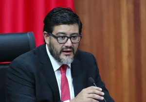 Renuncia Reyes Rodríguez a presidencia del Tribunal Electoral