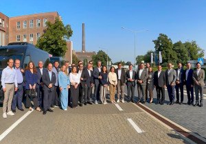 Apuestan Sergio Salomón y Armenta por más inversión de VW