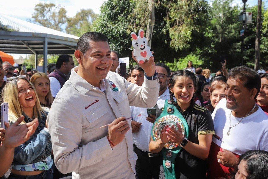 Encabeza Alejandro Armenta la Jornada Tejiendo Paz para fortalecer la comunidad