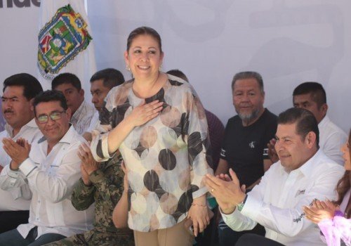 Recuperar tejido social, una meta: Laura Artemisa Garc&iacute;a  &nbsp;