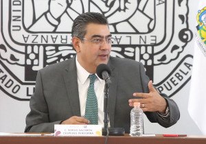 Puebla ofrece futuro a las empresas: Sergio Salomón