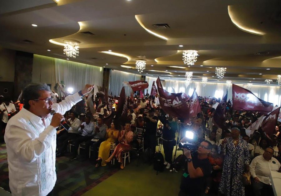 Este gobierno ha invertido m&aacute;s que ning&uacute;n otro en programas de bienestar: Ricardo Monreal