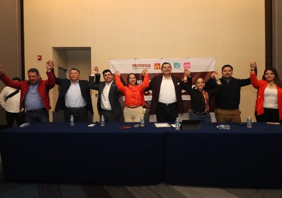 Morena, PT, Verde, Nueva Alianza Puebla y Fuerza por México, van en coalición para 2024, anuncia Alejandro Armenta