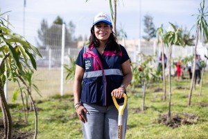 Realiza Lupita Cuautle jornada de reforestación en San Antonio Cacalotepec
