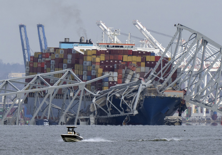 Reportan seis trabajadores desaparecidos después de colapso del puente de Baltimore