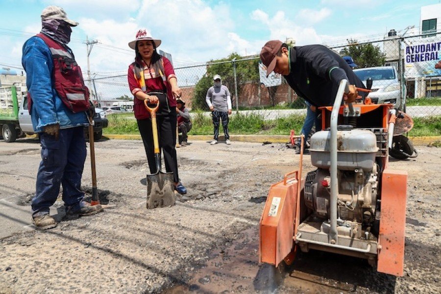 Tonantzin Fernández impulsa el programa de bacheo más amplio en la historia reciente de San Pedro Cholula