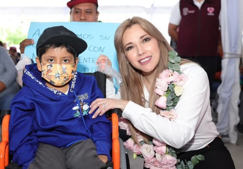 Encabeza Ceci Arellano Jornada Ciudadana "Por Amor a las Familias" en Santo Tom&aacute;s Hueyotlipan&nbsp;
