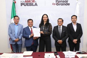 Nombra &oacute;rgano de gobierno de CEASPUE a Rebeca Ba&ntilde;uelos como directora general