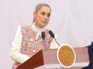M&eacute;xico refuerza protecci&oacute;n consular a migrantes ante redadas en EU: Sheinbaum