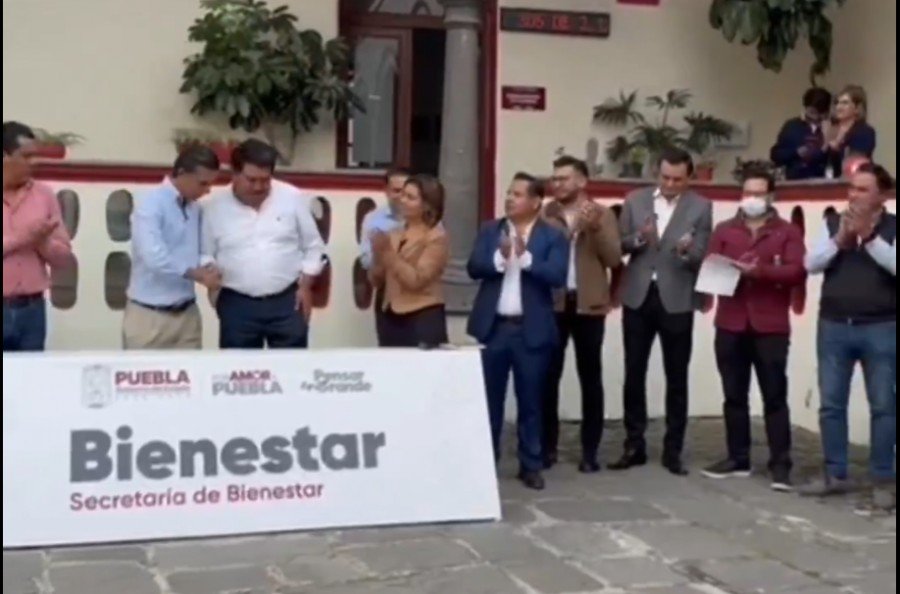 Javier Aquino deja la Secretaría de Bienestar para sumarse al gobierno federal