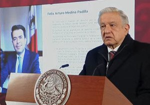 Alejandro Encinas renuncia a la Segob