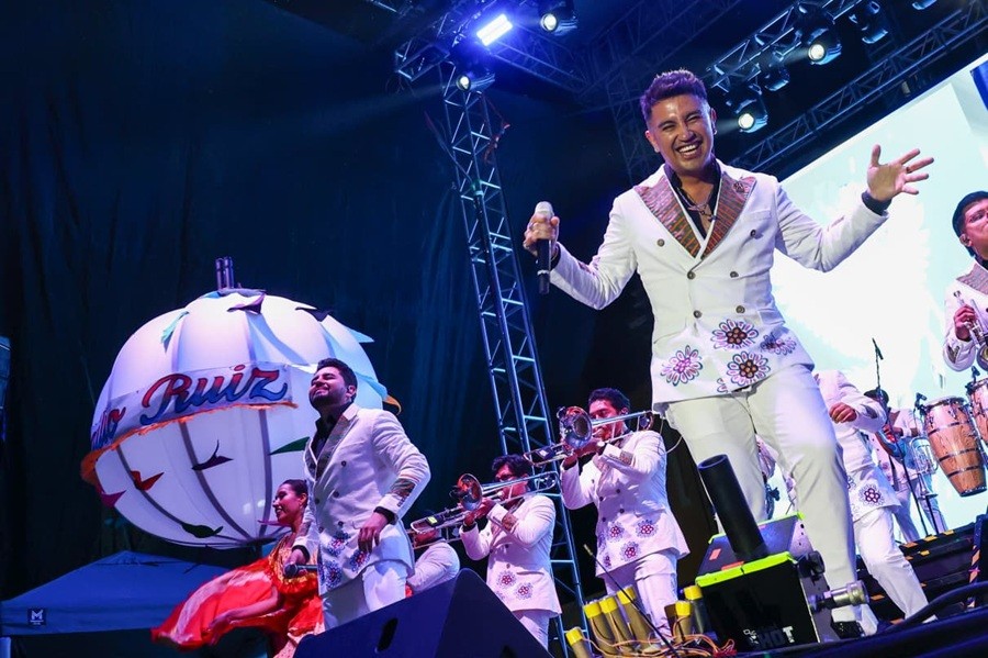 Banda Tierra Mojada pone ritmo carnavalero a la Gran Feria de Cholula