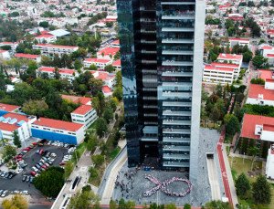 Para conmemorar el Día Mundial de la Lucha contra el Cáncer de Mama, en la BUAP se realizó la campaña “Explórate”
