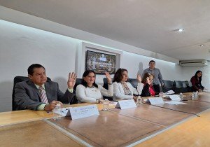 Aprueba Comisión del Congreso reconocimiento a mujeres con “Medalla Ángeles Espinosa Yglesias”