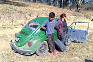 Seguridad p&uacute;blica de Texmelucan asegur&oacute; a dos personas por presunto robo de autopartes