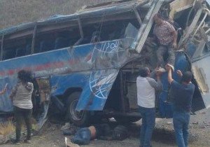 Confirma Segob estatal 2 muertos más por accidente de migrantes