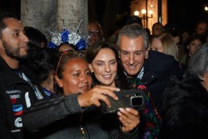 Inaugura Pepe Chedraui videomapping conmemorativo al Día de Muertos con luz y tradición