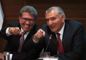 Ebrard se adelantó al anunciar su renuncia, coinciden Adán Augusto y Monreal