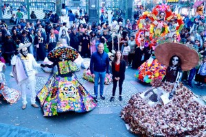 Realiza Gobierno de Pepe Chedraui activaci&oacute;n f&iacute;sica musicalizada masiva con motivo del D&iacute;a de Muertos