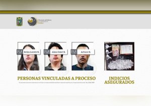 Aseguran a 3 personas con 478 dosis de droga en Teziutlán