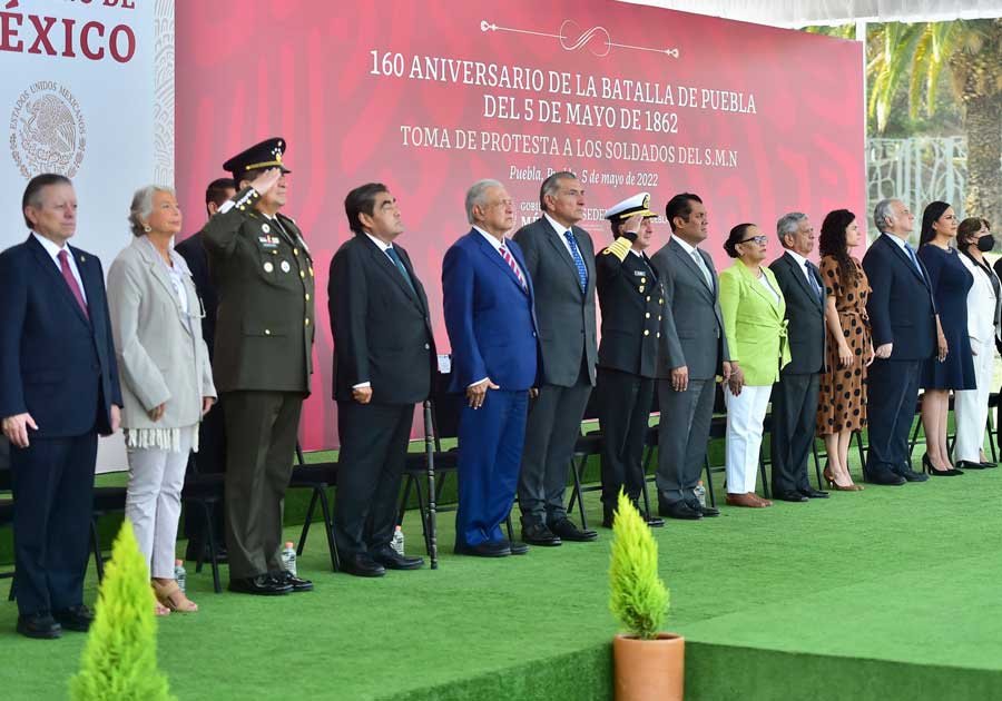 Celebra Puebla 5 de Mayo; AMLO y Barbosa Huerta encabezan Desfile Cívico-Militar