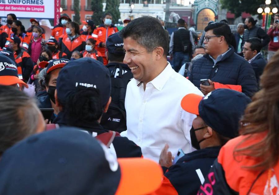 Anuncia ERP colocaci&oacute;n de los bandos patrios con Barbosa