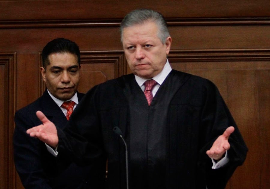 Coqueteo a Zaldívar