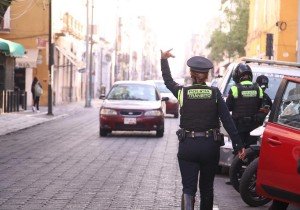 El 70% de los poblanos no tiene auto, pero éstos ocupan 90 % del espacio público: SMT