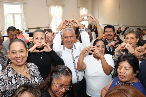 Puebla reconoce a docentes de educaci&oacute;n inicial por su labor en la primera infancia