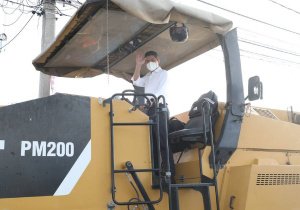 Entrega Rivera P&eacute;rez calle de Los Pinos con inversi&oacute;n de 18 mdp