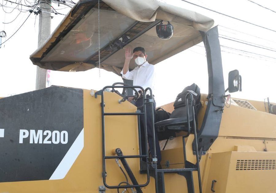 Entrega Rivera P&eacute;rez calle de Los Pinos con inversi&oacute;n de 18 mdp